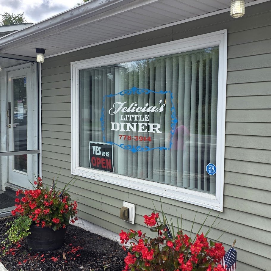 Front view of Felicia's Little Diner in Walden.